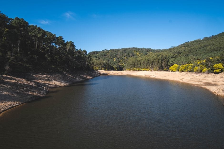 Vilarinho da Furna: a aldeia que dorme debaixo de água no Gerês