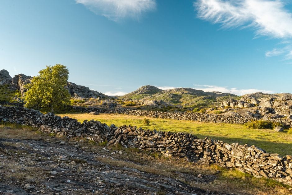 Soajo e Lindoso: os celeiros de pedra que parecem outra coisa