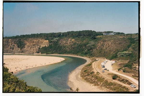 Praias fluviais para fugir ao calor: onde a água do rio salva o verão